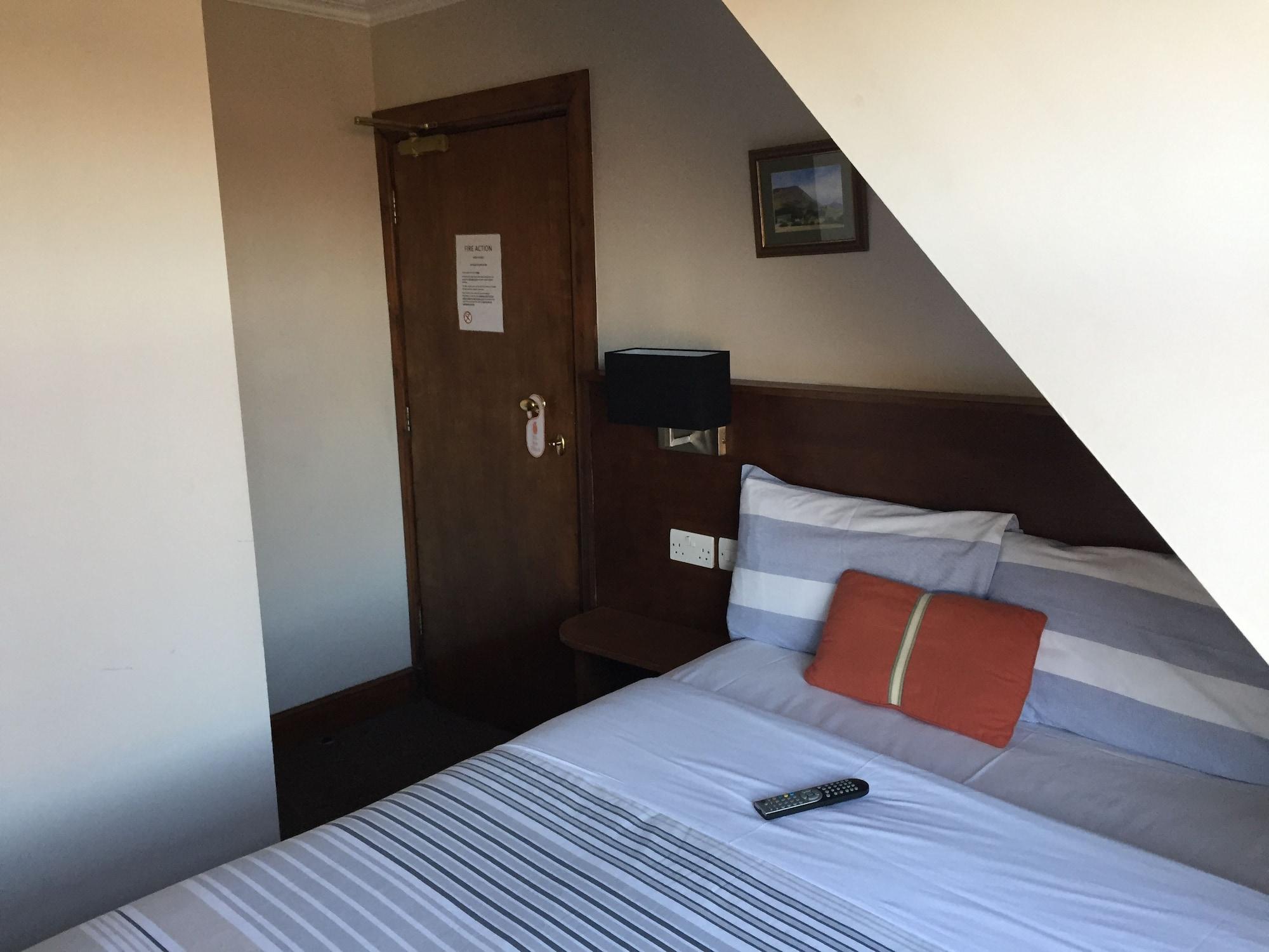 Cambridge House Hotel EDI Kültér fotó