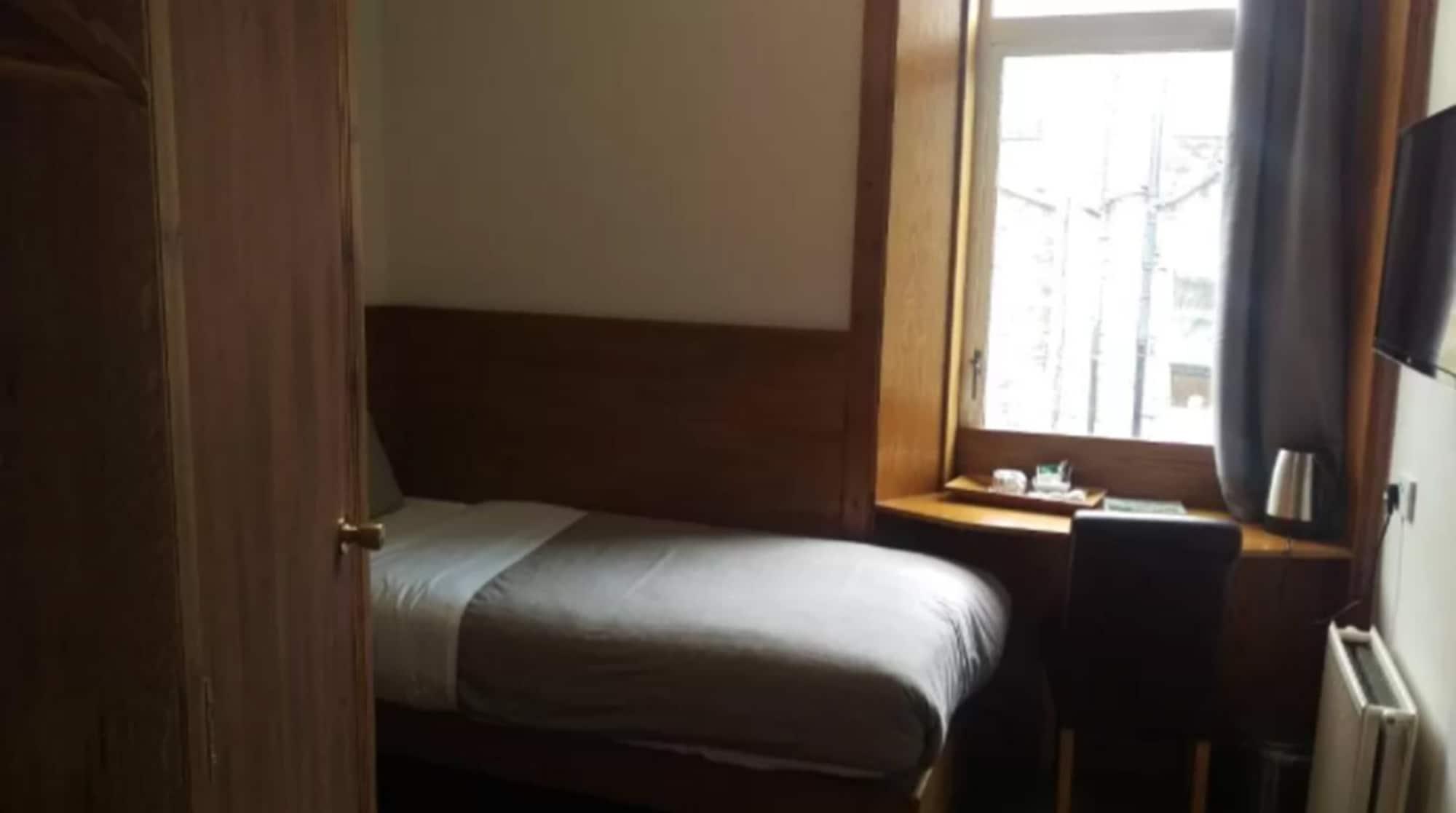 Cambridge House Hotel EDI Kültér fotó