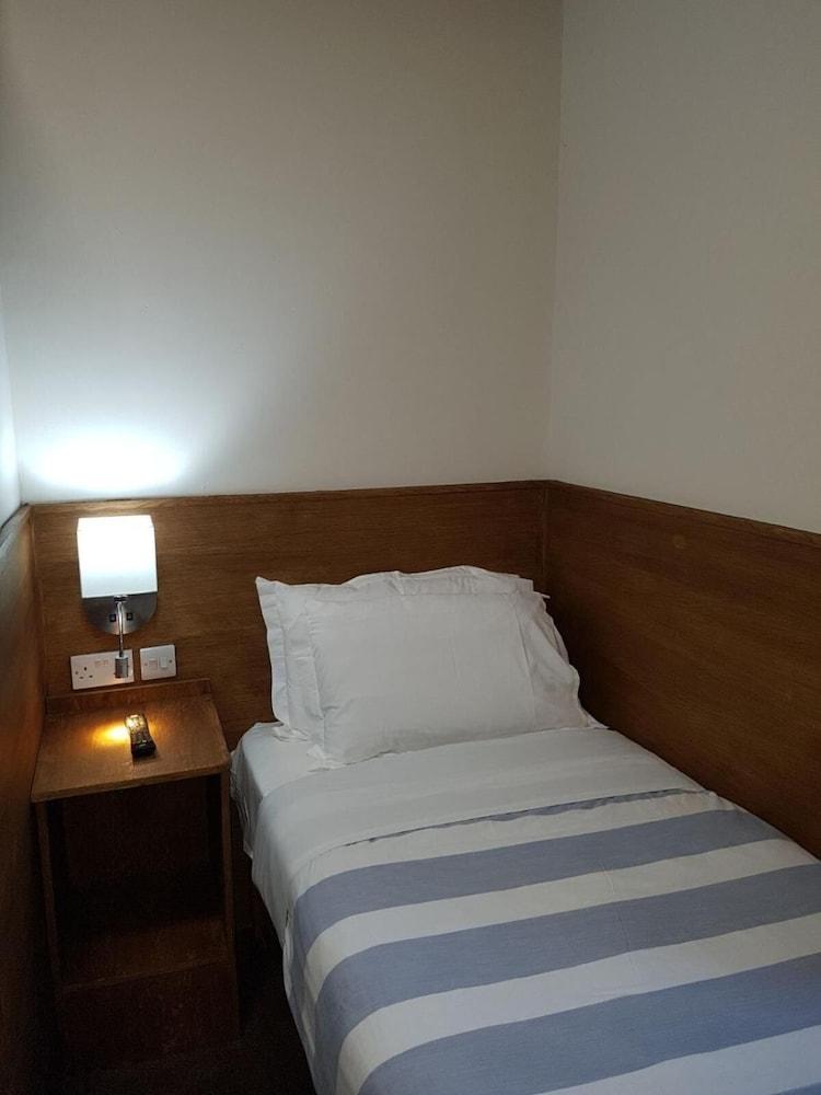 Cambridge House Hotel EDI Kültér fotó